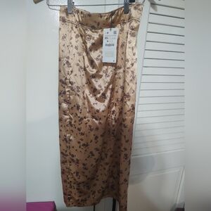 Zara Floral Satin Long Skirt Size Xs